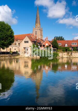 Abingdon, Angleterre - 25 août 2018 Abingdon prétend être la plus ancienne ville d'Angleterre. Et son plus ancien bâtiment survivant est médiéval la Sainte-Hélène Banque D'Images