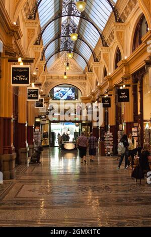 MELBOURNE, AUSTRALIE - 30 avril 2016 : The Historic shopping Block Arcade à Melbourne, Australie Banque D'Images