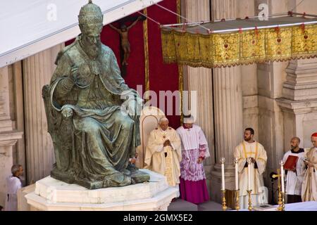 Pape Benoît XVI, Messe, Loreto, Ancône, Marche, Italie, Europe Banque D'Images