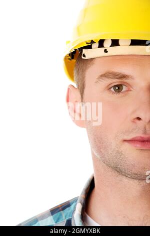 Portrait d'un homme polonais portant une casquette rigide montrant une demi-face isolée sur fond blanc Banque D'Images