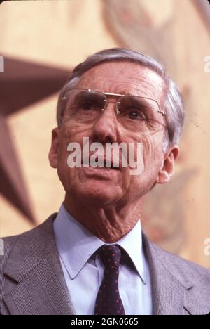 Austin Texas USA, 1987: Le sénateur américain LLOYD BENTSEN du Texas parlant au Capitole du Texas comme président du Comité des finances du Sénat avant d'être choisi en 1988 comme colistier du candidat présidentiel démocrate Michael Dukakis.©Bob Daemmrich Banque D'Images