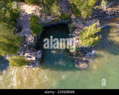 Photographie du parc du comté de Cave point, Sturgeon Bay, comté de Door, Wisconsin, États-Unis. Banque D'Images