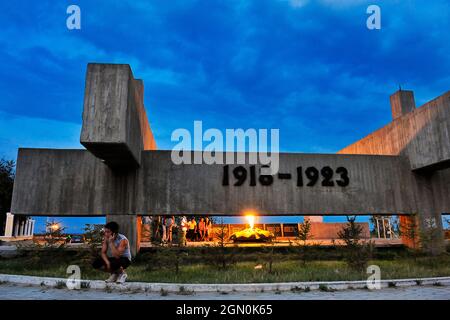 Flamme éternelle. Jakutsk, Yakutia : Jakutsk, ASIE, Russie, SACHA, YAKUTIA, République de Sakha (Yakutia), rivière Lena Banque D'Images