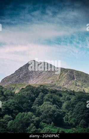 Crimpiau vu de Capel Curig dans le parc national de Snowdonia, au nord du pays de Galles, au Royaume-Uni Banque D'Images