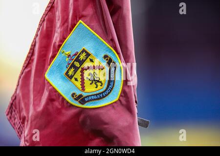 Burnley, Royaume-Uni. 21 septembre 2021. Gros plan du drapeau d'angle avant le match de la Carabao Cup entre Burnley et Rochdale à Turf Moor, Burnley, Angleterre, le 21 septembre 2021. Photo de Sam Fielding/Prime Media Images. Crédit : Prime Media Images/Alamy Live News Banque D'Images