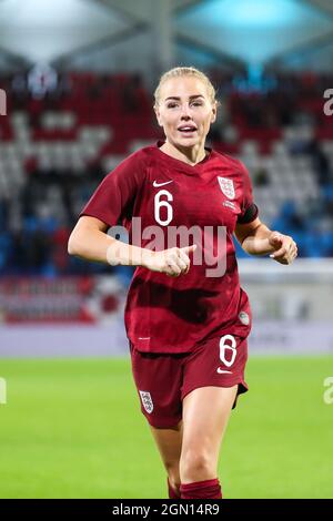 Luxembourg, Luxembourg. 21 septembre 2021. Alex Greenwood (6 Angleterre) en action lors du match de qualification de la coupe du monde des femmes de la FIFA 2021 entre le Luxembourg et l'Angleterre au Stade de Luxembourg, Luxembourg. Crédit: SPP Sport presse photo. /Alamy Live News Banque D'Images