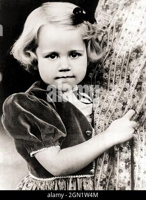 1941 c. , Etats-Unis : la célèbre actrice américaine JANE FONDA ( née le 21 décembre 1938 ) quand était une petite fille , âgée de 3 ans . Fille de l'acteur Henry Fonda et Frances Seymour Brokaw . Photographe inconnu .- HISTOIRE - FOTO STORICHE - ATTORE - ATTRICE - FILM - CINÉMA - personalità da giovane giovani - da bambina bambino Bambini - personnalités de la personnalité quand était jeune - ENFANCE - INFANTILES - ENFANT - ENFANTS --- ARCHIVIO GBB Banque D'Images