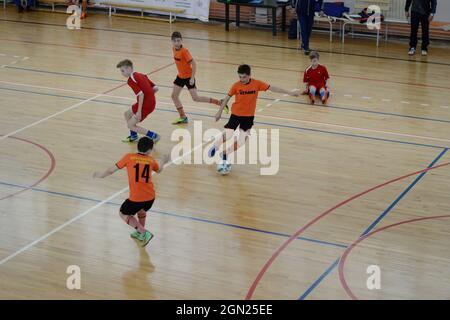 Kovrov, Russie. 5 mars 2017. Compétitions de Futsal dans le complexe sportif Molodozhnyy Banque D'Images