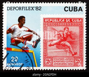 CUBA - VERS 1982 : un timbre imprimé à Cuba montre Hurdler, athlète, vers 1982 Banque D'Images