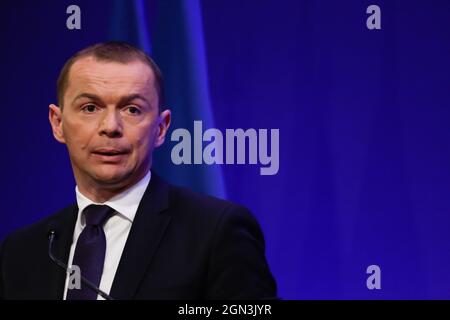 Olivier Dussopt portrait Ministre des comptes public lors de la présentation du projet de loi de finances du PLF 2022 (projet de loi de finances) au Ministère de l'économie et des finances à Bercy, Paris, France, le 22 septembre 2021. Photo de Jean-Bernard Vernier/JBV News/ABACAPRESS.COM Banque D'Images
