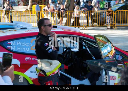 Voitures de course, Rally Acropolis 2021, premier jour, dans le centre d'Athènes. Athènes, Grèce 9-9-2021 Banque D'Images