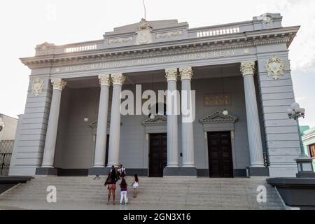 SANTIAGO DE CUBA, CUBA - 31 JANVIER 2016 : Musée municipal Emilio Bacardi à Santiago de Cuba, Cuba Banque D'Images