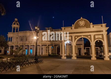 Arc de Triomphe à la place Parque Jose Marti à Cienfuegos, Cuba Banque D'Images