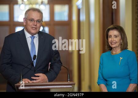 Washington, États-Unis. 22 septembre 2021. Le Premier ministre australien Scott Morrison et la Présidente de la Chambre Nancy Pelosi, D-CA, s'expriment au Capitole des États-Unis à Washington DC le mercredi 22 septembre 2021. Photo de Bonnie Cash/UPI. Crédit : UPI/Alay Live News Banque D'Images