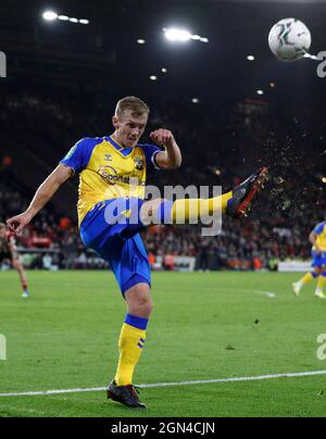 Sheffield, Angleterre, 21 septembre 2021. James Ward-Prowse de Southampton lors du match de la Carabao Cup à Bramall Lane, Sheffield. Crédit photo à lire: Darren Staples / Sportimage crédit: Sportimage / Alay Live News Banque D'Images