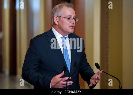 Le député de Scott Morrison, Premier ministre de l'Australie, fait des remarques lorsqu'il rencontre la Présidente de la Chambre des représentants des États-Unis, Nancy Pelosi (démocrate de Californie), au Capitole des États-Unis à Washington, DC, le mercredi 22 septembre 2021. Crédit : Rod Lamkey/CNP Banque D'Images