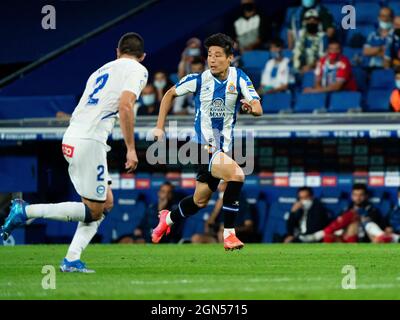 Cornellà, Espagne, le 22 septembre 2021. ESPAGNE, FOOTBALL, LA LIGA SANTANDER, RCDE VS DEPORTIVO ALAVÉS. Joueur du RCD Espanyol (07) Wu Lei pendant le match de la Liga Santander entre le RCD Espanyol et le Deportivo Alavés au stade RCDE, Cornellà, Espagne, le 22 septembre 2021. © Joan Gosa 2021. Crédit : Joan Gosa Badia/Alay Live News Banque D'Images