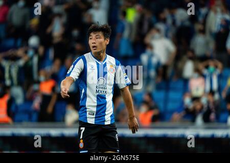 Cornellà, Espagne, le 22 septembre 2021. ESPAGNE, FOOTBALL, LA LIGA SANTANDER, RCDE VS DEPORTIVO ALAVÉS. Joueur du RCD Espanyol (07) Wu Lei réagit lors du match de la Liga Santander entre le RCD Espanyol et le Deportivo Alavés au stade RCDE, Cornellà, Espagne, le 22 septembre 2021. © Joan Gosa 2021. Crédit : Joan Gosa Badia/Alay Live News Banque D'Images