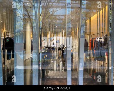 Tokyo, Japon - 23 novembre 2019 : magasin Giorgio Armani dans le quartier de Ginza à Tokyo, Japon. Banque D'Images