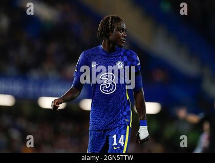 Stamford Bridge, Chelsea, Londres, Royaume-Uni. 22 septembre 2021. EFL Cup football, Chelsea versus Aston Villa; Trevoh Chalobah of Chelsea crédit: Action plus Sports/Alay Live News Banque D'Images