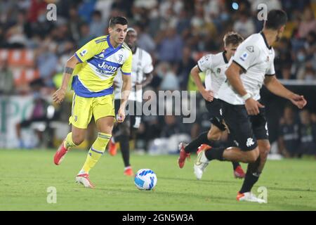 Alvaro Morata, le joueur espagnol de Juventus, contrôle le ballon lors de la série Un match de football entre Spezia et Juventus au stade Alberto Picco, la Spezia, en Italie, le 22 2021 septembre. Banque D'Images