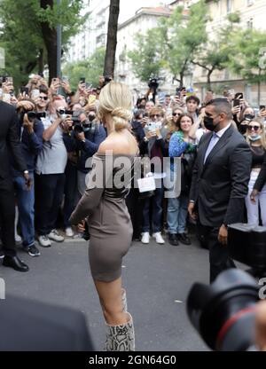 Milan, ITALIE. 22 septembre 2021. (INT) l'influenceur italien Chiara Ferragni participe au défilé de mode de Fendi pendant la semaine de la mode à Milan. 22 septembre 2021, Milan, Italie: L'influenceur italien Chiara Ferragni participe à la collection printemps/été 2022 de Fendi Milano pendant la semaine de la mode de Milan, à Milan, Italie, le mercredi (22) (Credit image: © Eliane Diotti/TheNEWS2 via ZUMA Press Wire) Banque D'Images