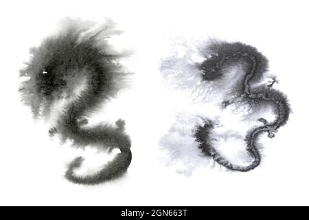 Silhouette de dragon asiatique sur fond blanc, illustration japonaise à l'encre noire naturelle, aquarelle de sumi, art abstrait Banque D'Images