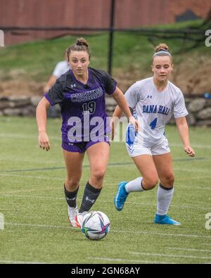 Football universitaire pour filles Banque D'Images