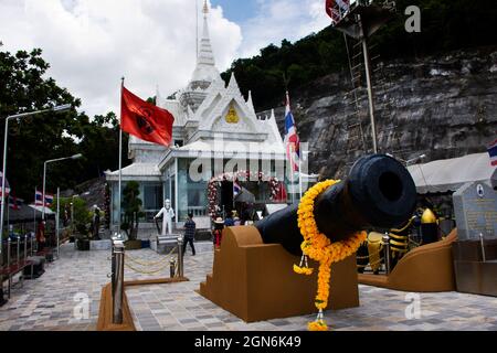 Le monument Krom Luang Chumphon ou le sanctuaire de l'amiral Prince Abhakara Kiartivongse pour les gens thaïlandais foriegn les voyageurs visitent respect prier à Sairee B Banque D'Images