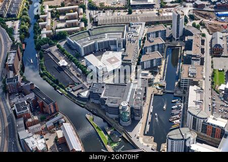 Royal Armouries et Clarance Dock depuis les airs, centre-ville de Leeds, West Yorkshire, nord de l'Angleterre, Royaume-Uni Banque D'Images