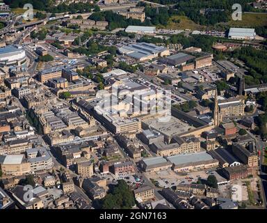 Photographie aérienne du centre-ville de Halifax, montrant la pièce Hall, West Yorkshire, nord de l'Angleterre, Royaume-Uni Banque D'Images