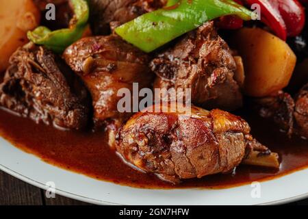 Plat chinois dapanji avec poulet ragoût et pomme de terre Banque D'Images