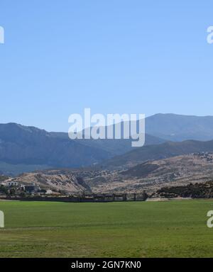 Vider le barrage Oued Laou dans le nord du Maroc Banque D'Images