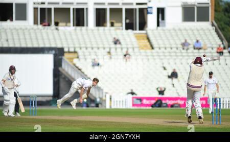 Somerset bat Cricket hommes - Championnat du comté Warwickshire / Somerset 4 jours de jeu Banque D'Images