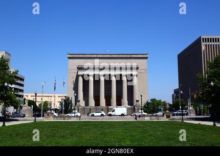 Baltimore War Memorial (101 N gay St) et War Memorial Plaza, Baltimore, Maryland, États-Unis Banque D'Images