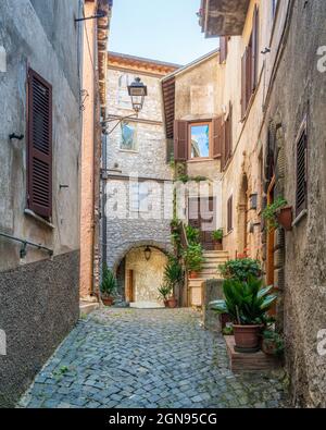 Vue panoramique à Ciciliano, belle petite ville dans la province de Rome, Lazio, Italie. Banque D'Images