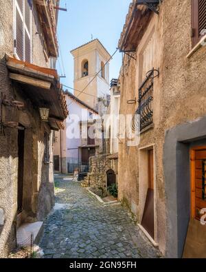 Vue panoramique à Ciciliano, belle petite ville dans la province de Rome, Lazio, Italie. Banque D'Images