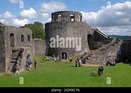 Château de Dinefwr Carmarthenshire Dyfed pays de Galles Royaume-Uni KATHY DEWITT Banque D'Images