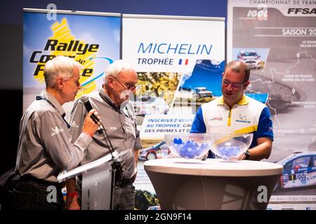 Savigny-sur-Braye, France. 23 septembre 2021. Tir au sort Michelin pendant le Rallye coeur de, France., . du 23 au 25 septembre à Savigny-sur-Braye, France - photo Bastien Roux/DPPI crédit: DPPI Media/Alamy Live News Banque D'Images