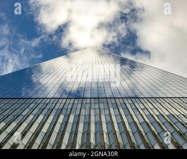 New York, États-Unis, 23 septembre 2021 - One World Trade Center, également connu sous le nom de Freedom Tower, est le plus haut bâtiment de l'hémisphère occidental Credit: Enri Banque D'Images