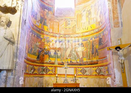 Lapidation de Stephen, détail de fresque dans l'abside sud. La plus grande série de peintures murales figuratives de Suisse, peintes c. A.D. 800 et romanes f Banque D'Images