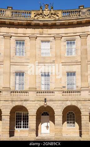 Duke of Devonshire Georgian Crescent maintenant Buxton Crescent Hôtel le Crescent Buxton une ville thermale dans le Derbyshire Peak District Derbyshire Angleterre GB Royaume-Uni Banque D'Images