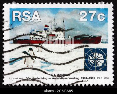 AFRIQUE DU SUD - VERS 1991 : un timbre imprimé en Afrique du Sud montre sa Agulhas et les pingouins, Traité sur l'Antarctique, 30e anniversaire, vers 1991 Banque D'Images