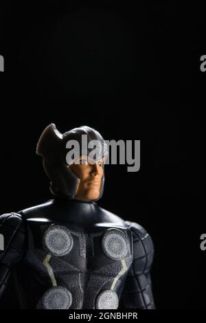 Moscou, Russie - 24 septembre 2021 : figure plastique de Thor, le personnage de l'univers de Marvel. Banque D'Images