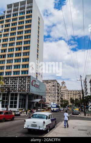 LA HAVANE, CUBA - 21 FÉVRIER 2016 : l'hôtel Capri est situé dans le quartier de Vedado à la Havane. Banque D'Images