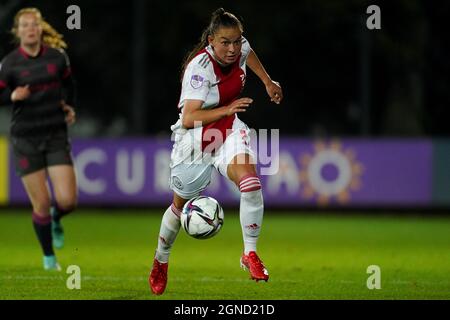 Pays-Bas. 24 septembre 2021. AMSTERDAM, PAYS-BAS - SEPTEMBRE 24: Romee Leuchter d'Ajax lors du match pur Energie Eredivisie Vrouwen entre Ajax et SC Heerenveen à de Toekomst le 24 septembre 2021 à Amsterdam, pays-Bas (photo de Jeroen Meuwsen/Orange Pictures) crédit: Orange pics BV/Alay Live News crédit: Orange pics/Alay BV Live News Banque D'Images