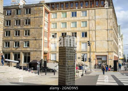 Poznan, Wielkopolska, Pologne. 24 septembre 2021. Ouverture officielle du centre Enigma Cipher de Poznan, Pologne. Marian Rejewski, Jerzy Rozycki, Henryk Zygalski et d'autres mathématiciens polonais ont déchiffré le code Enigma pendant la Seconde Guerre mondiale. On ne sait pas quel aurait été le destin du monde s'ils n'avaient pas fait leur travail. Dans l'image : construction de l'ECC. (Credit image: © Dawid Tatarkiewicz/ZUMA Press Wire) Credit: ZUMA Press, Inc./Alamy Live News Banque D'Images