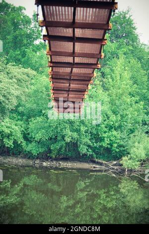 Pont suspendu par le dessous Banque D'Images