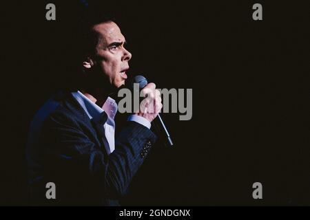 Gateshead, Royaume-Uni. 24 septembre 2021. - Nick Cave et Warren Ellis se produire à Sage Gateshead. Crédit photo: Thomas Jackson / Alamy Live News Banque D'Images