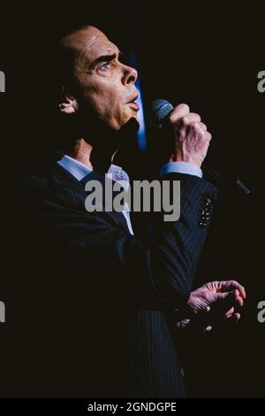 Gateshead, Royaume-Uni. 24 septembre 2021. - Nick Cave et Warren Ellis se produire à Sage Gateshead. Crédit photo: Thomas Jackson / Alamy Live News Banque D'Images